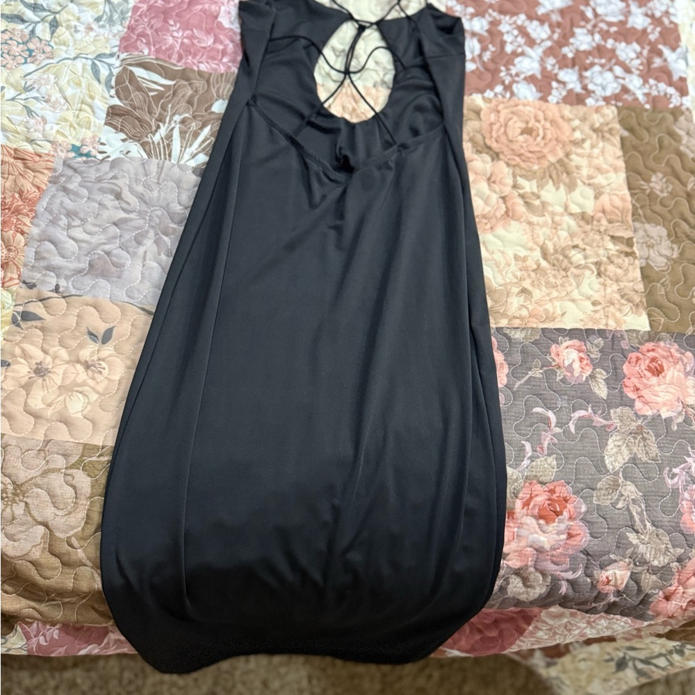 Fashion Nova Black Backless Sleeveless Dress with Strappy Keyhole